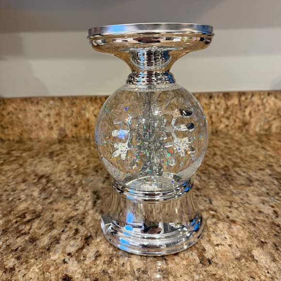 Bath & Body Works Lights Snow Globe Spin Snowflake Pedestal Candleholder Music - Picture 5 of 10